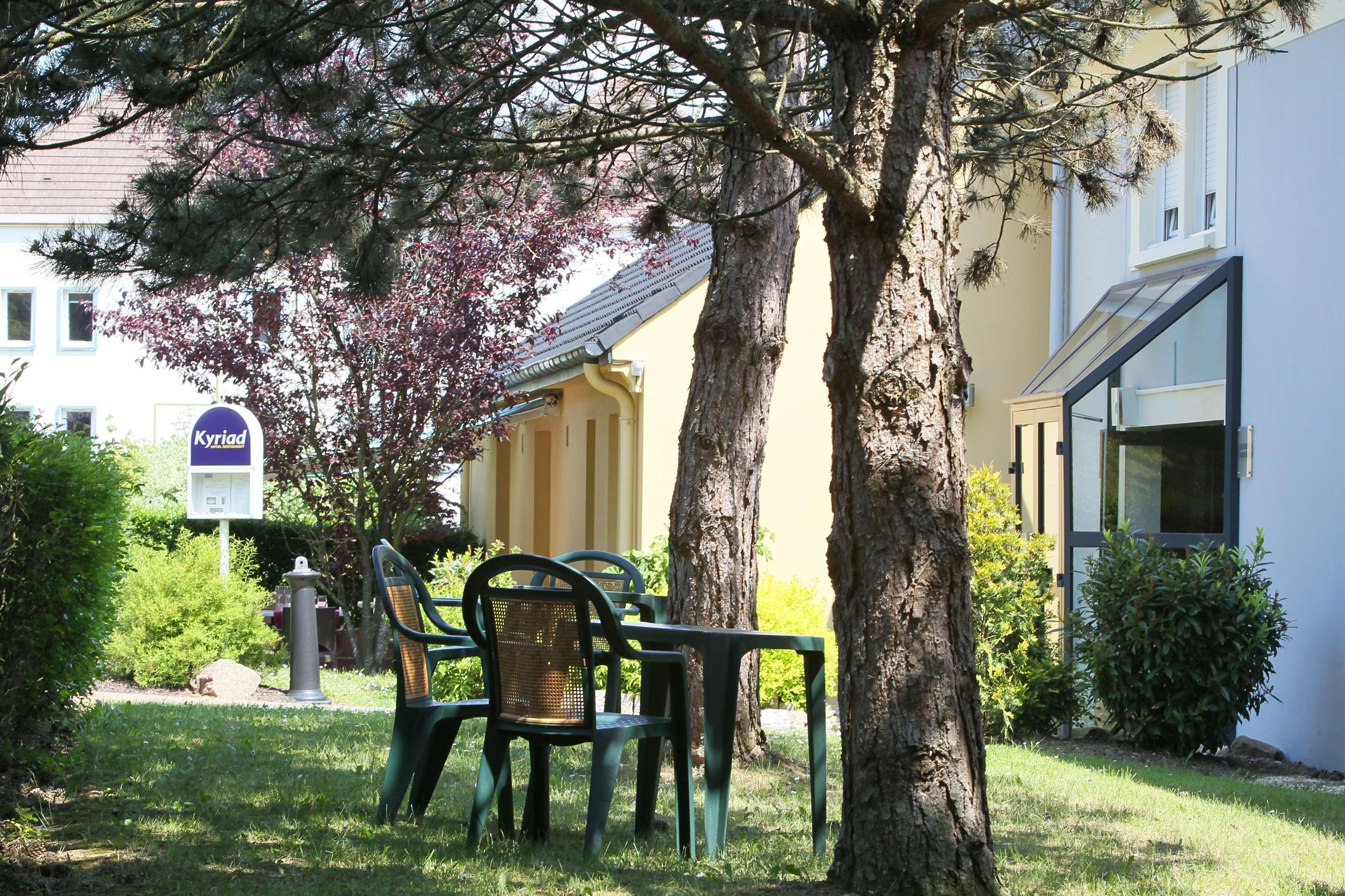 Kyriad Nancy Sud - Ludres Екстер'єр фото